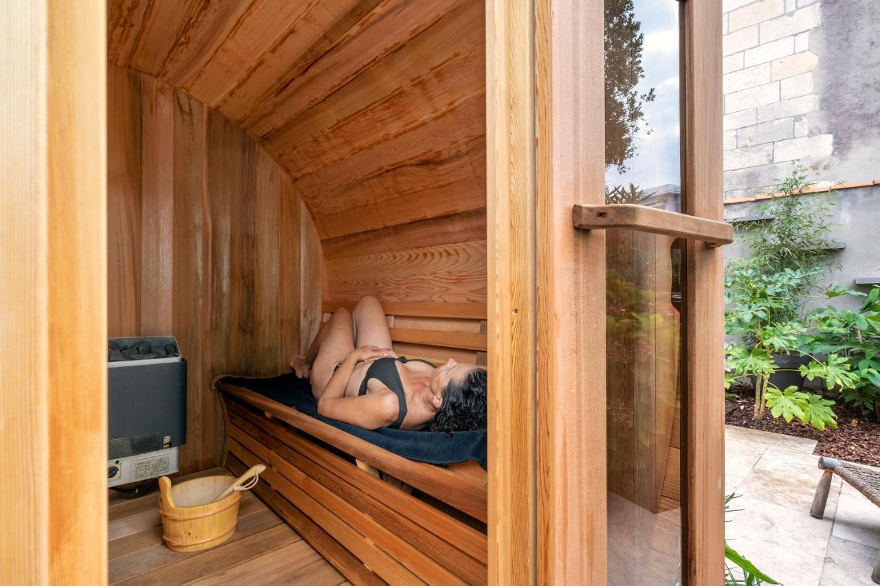 Escale Rochelaise, Gite Urbain Avec Spa Bain Nordique Et Sauna Tonneau La Rochelle  Zewnętrze zdjęcie