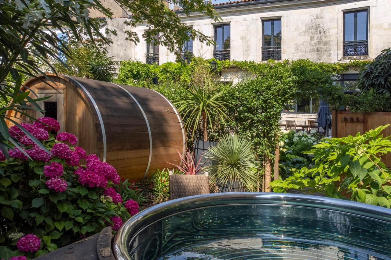 Escale Rochelaise, Gite Urbain Avec Spa Bain Nordique Et Sauna Tonneau La Rochelle  Zewnętrze zdjęcie